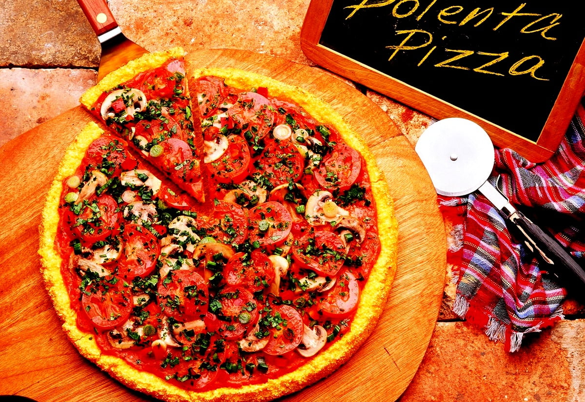 Pizza with tomatoes and chili with meat Pizza with saturated tomatoes and chili